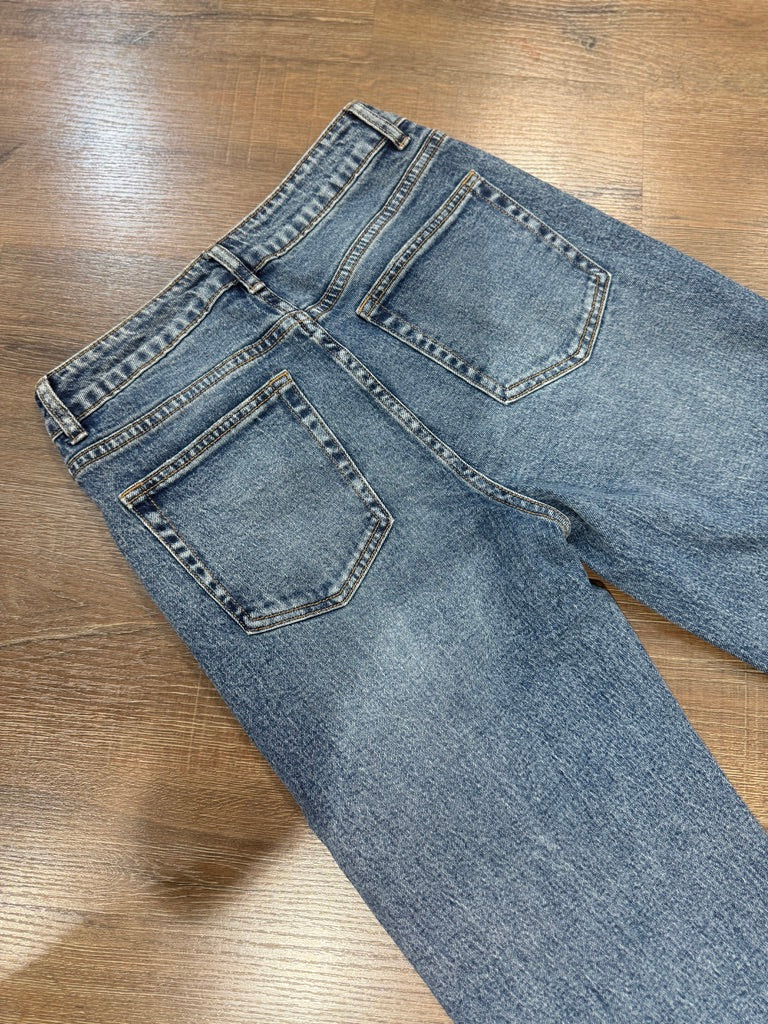 Jeans regular gamba larga