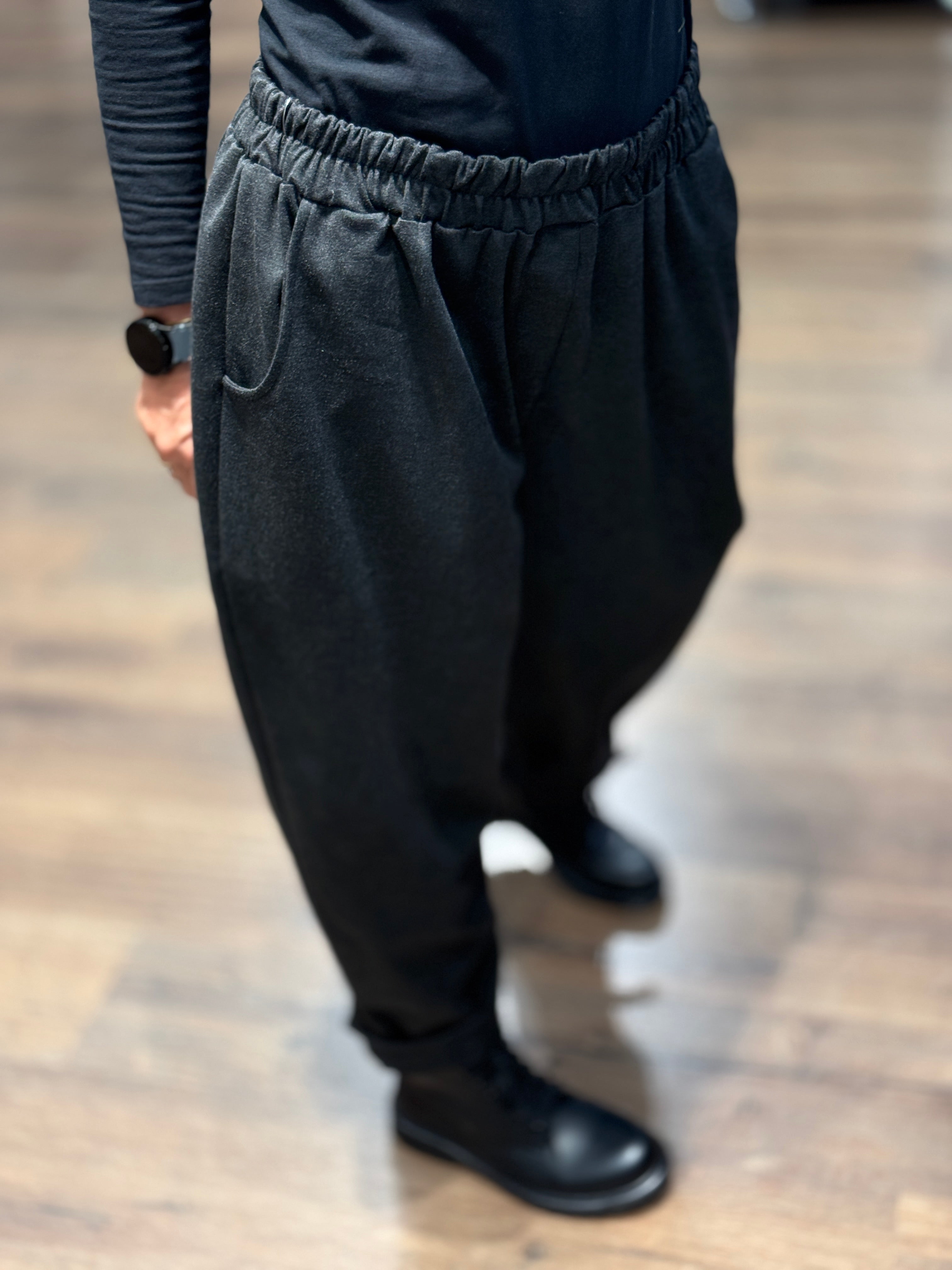 Pantalone in punto milano linea comoda
