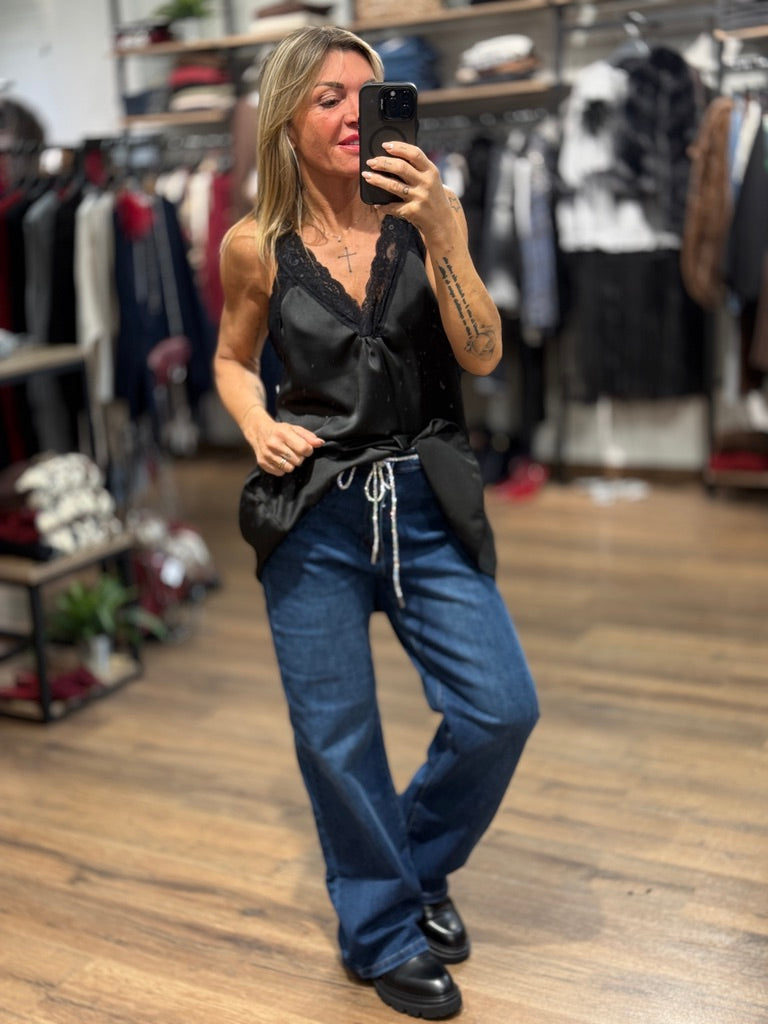 Canotta effetto raso con il pizzo