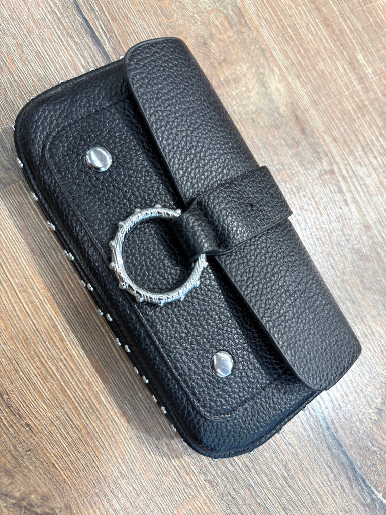 Pochette con chiusura ovale
