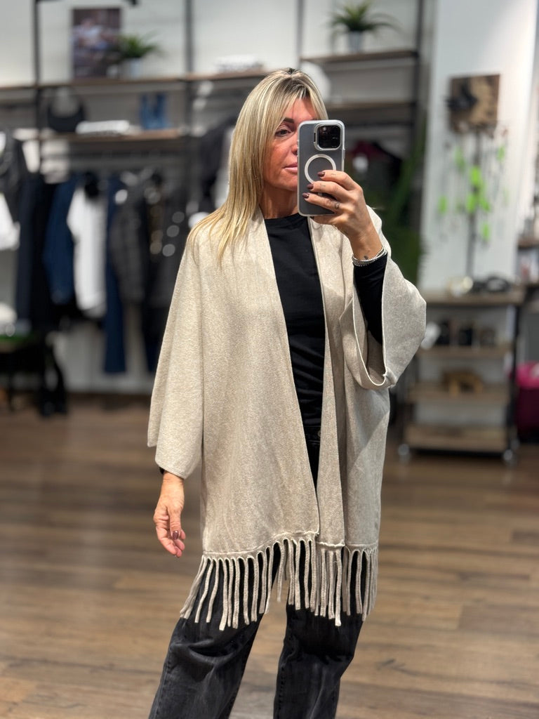 Cardigan lungo con frange