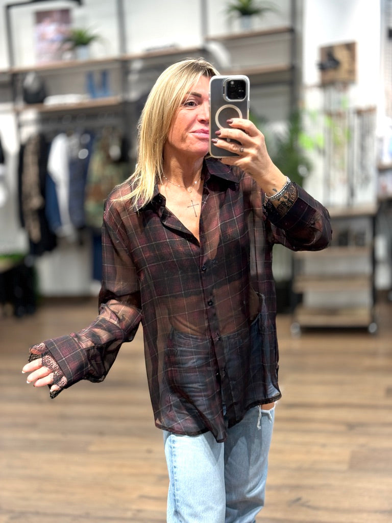 Camicia semitrasparente con pizzo