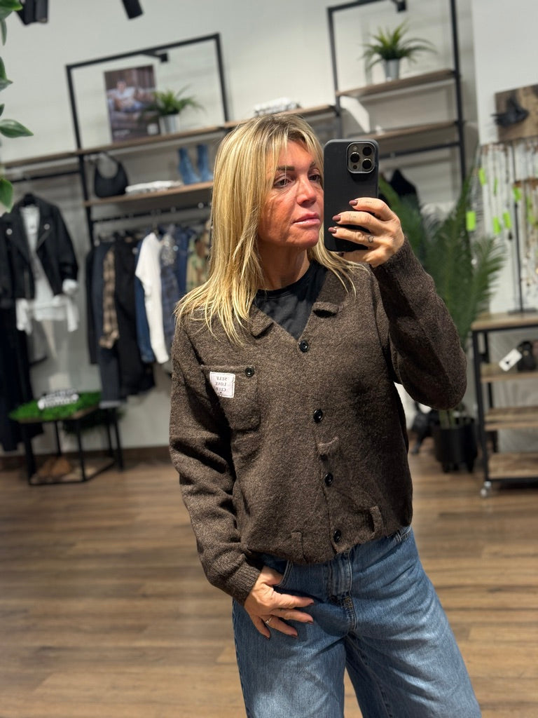 Cardigan scollo a V con taschino