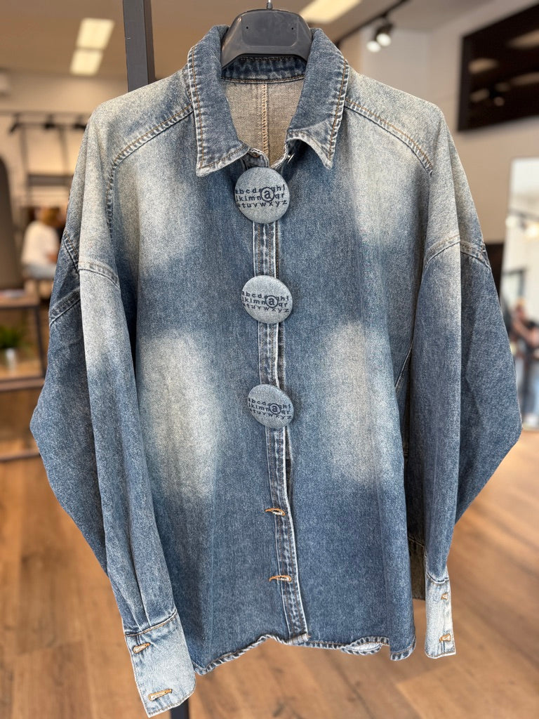 Giacca in jeans con bottoni