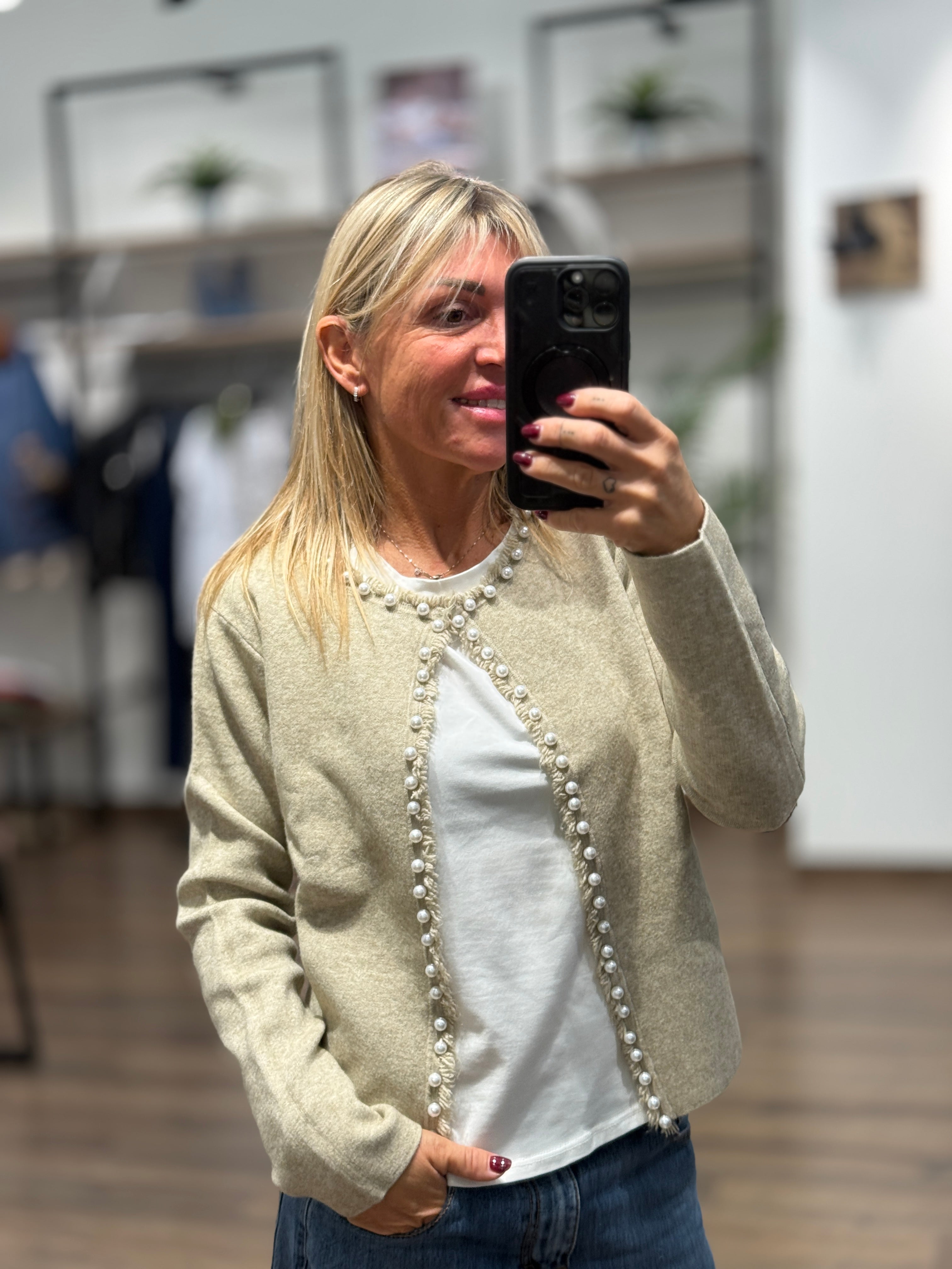 Maglia aperta con perle