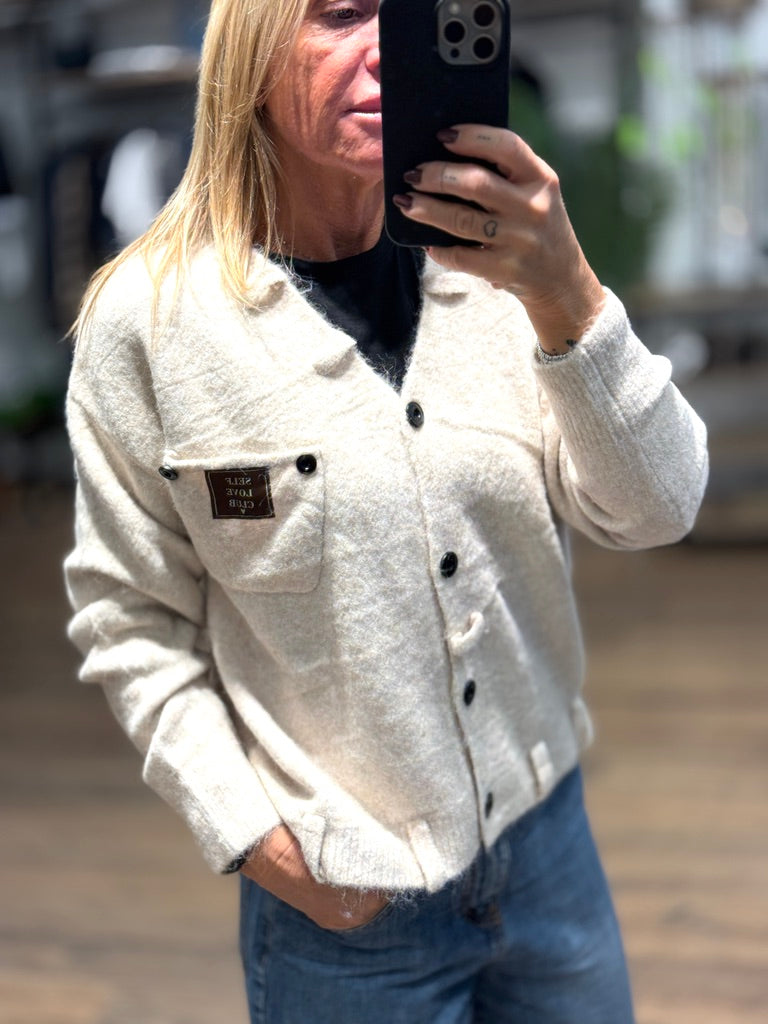 Cardigan scollo a V con taschino
