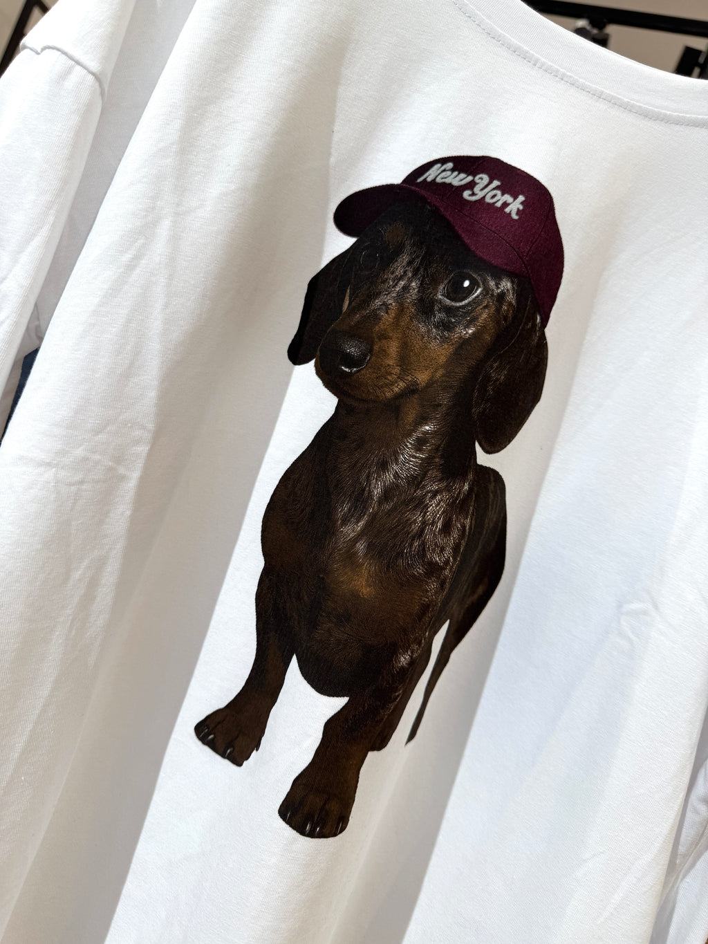 T-shirt manica lunga con stampa bassotto