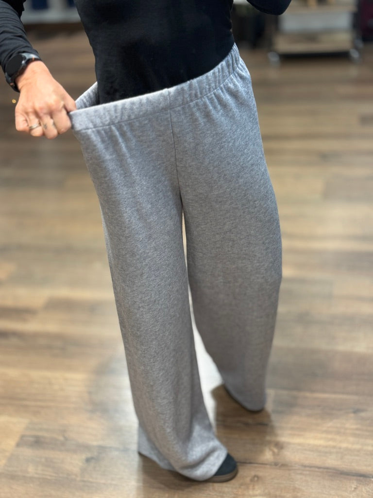 Completo in maglia e pantalone