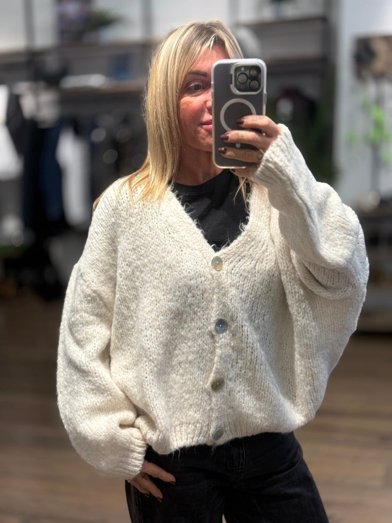 Cardigan bottoni madre perla