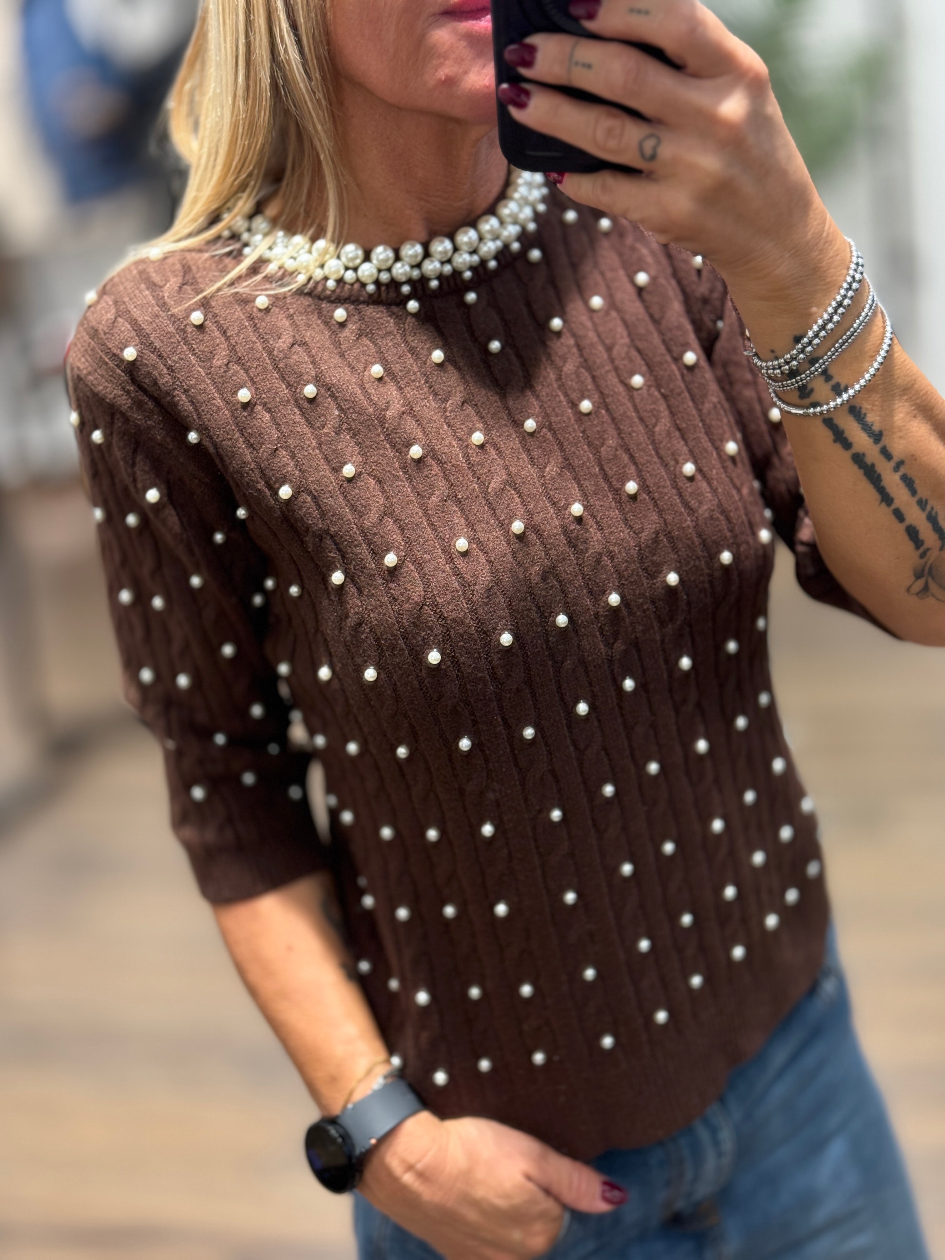 Maglia girocollo con perle