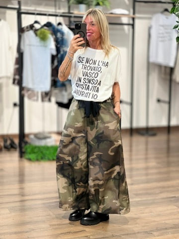 Pantalone palazzo cropped camouflage