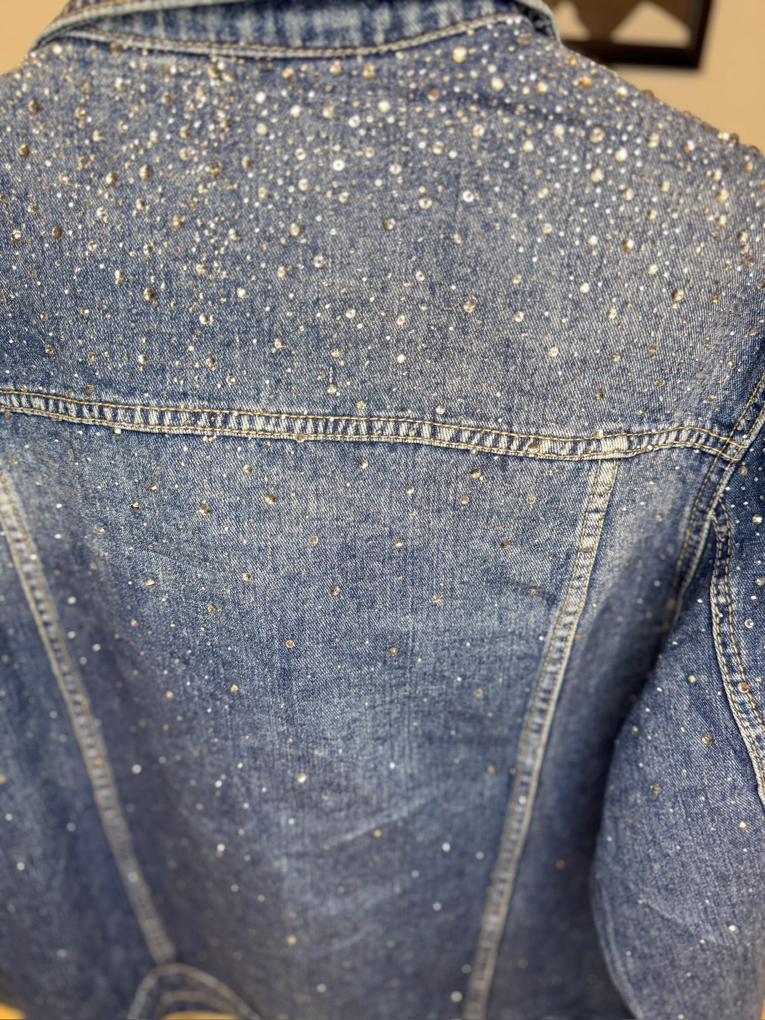 Giacca in jeans morbida con brillantini