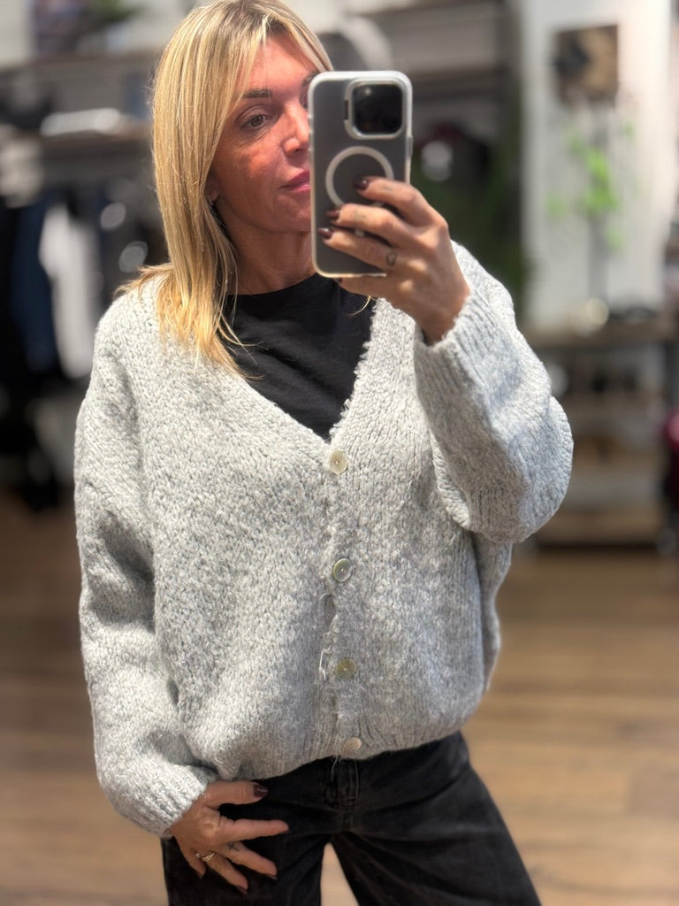 Cardigan bottoni madre perla