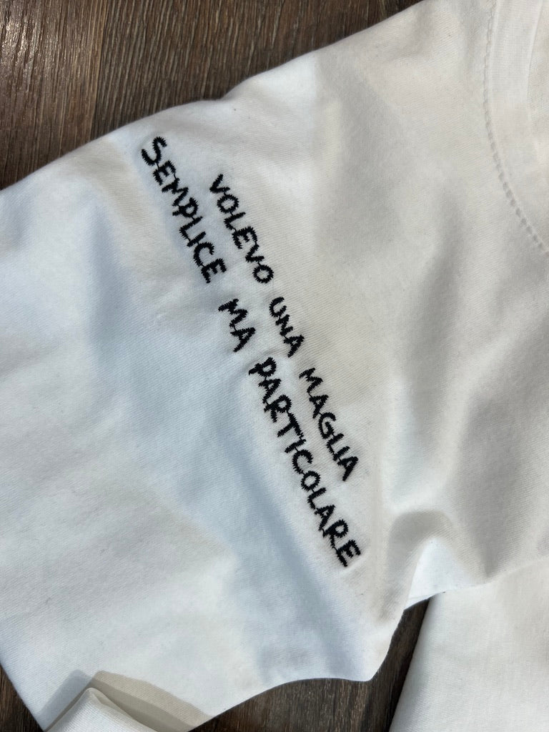 T-shirt con scritta