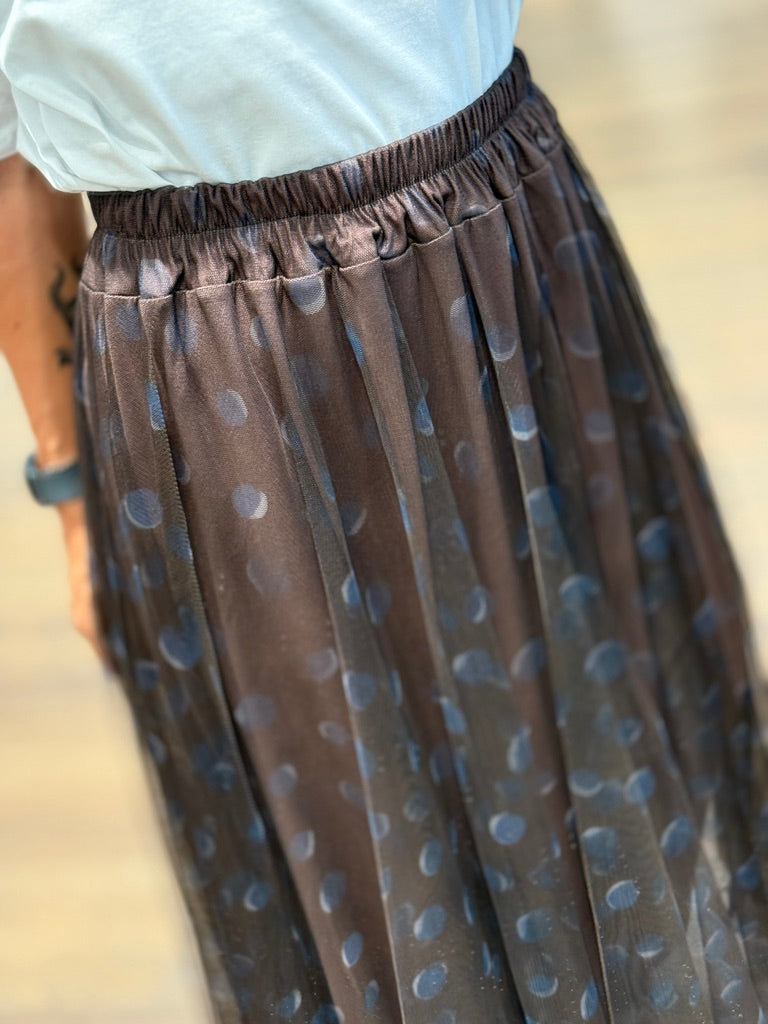 Gonna in tulle con pois blu