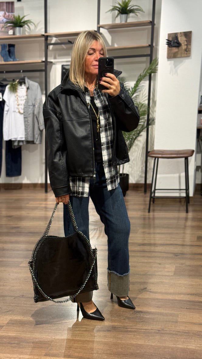 Giubbo in ecopelle con zip