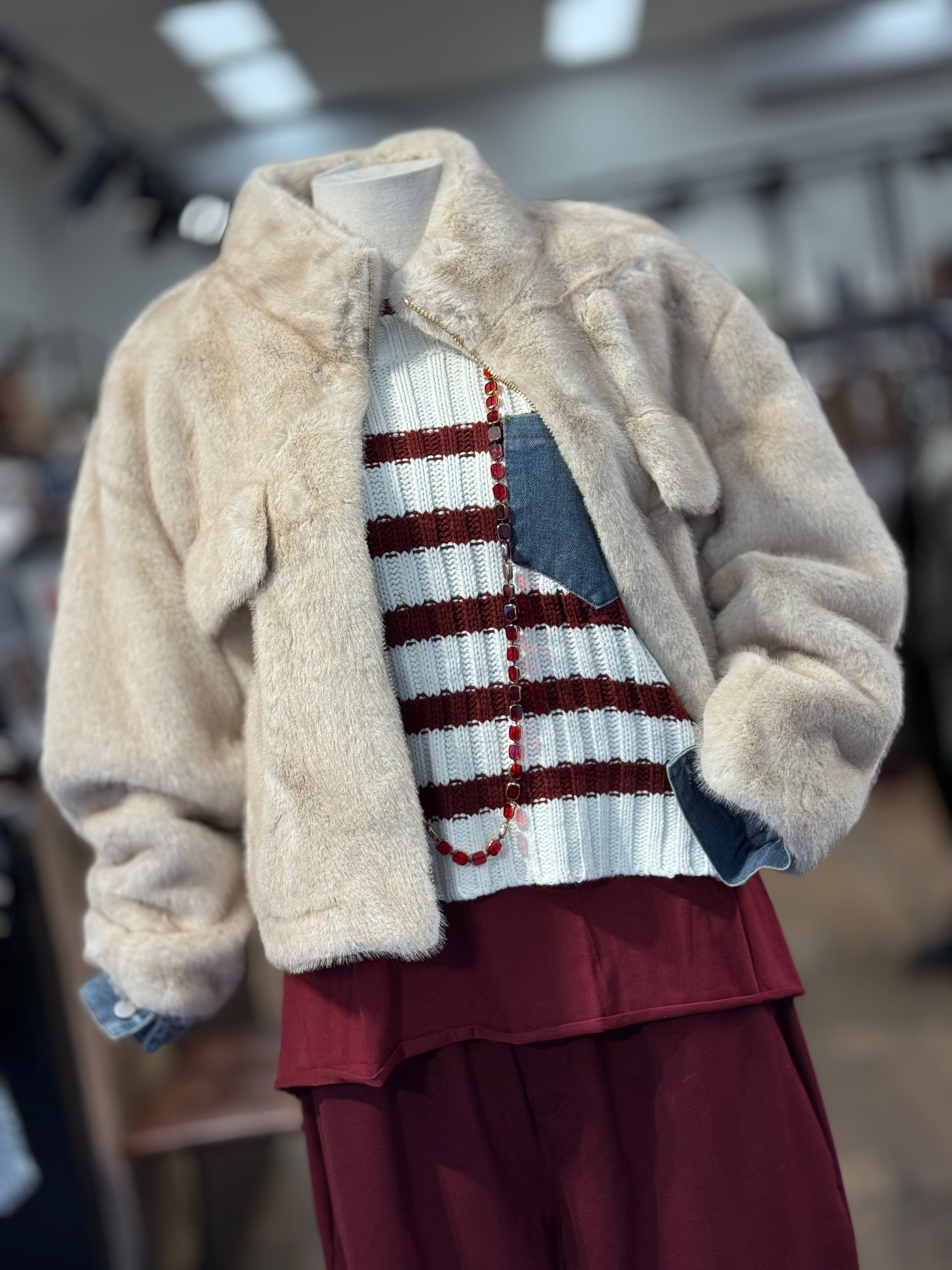 Giacca ecopelliccia con zip - tasche