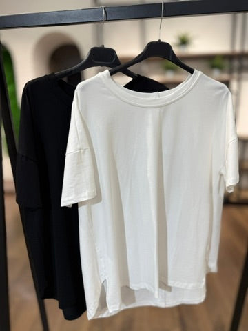 T-shirt manica corta con bottoni dietro