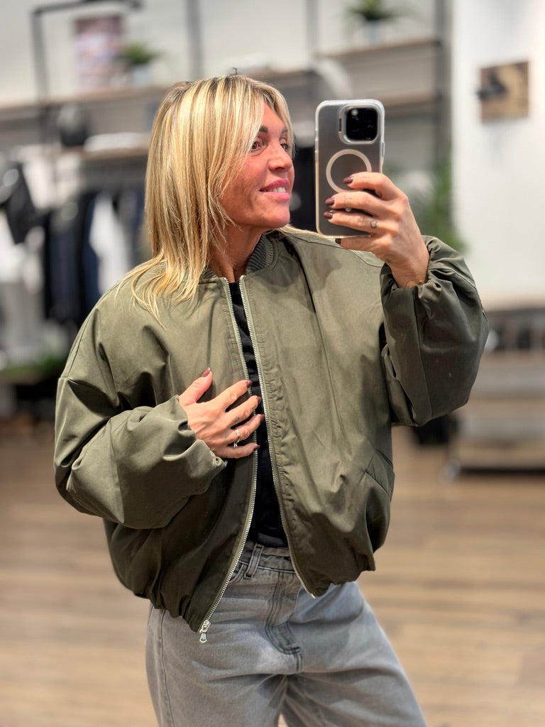 Bomber imbottito  con zip