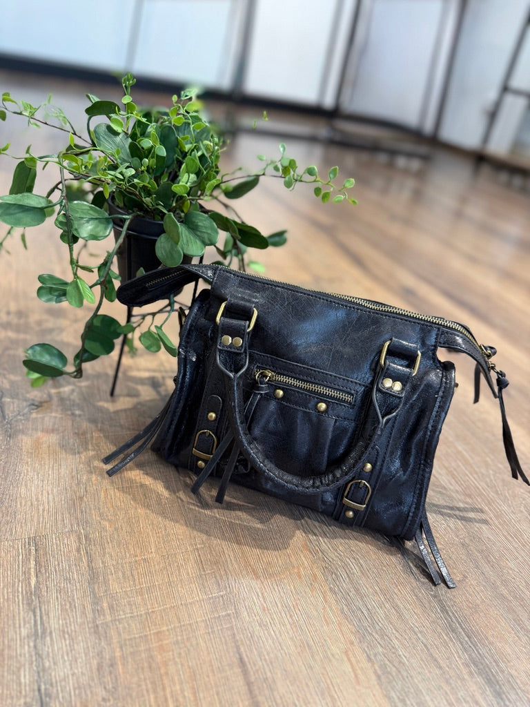 Borsa in ecopelle con rivetti versione media