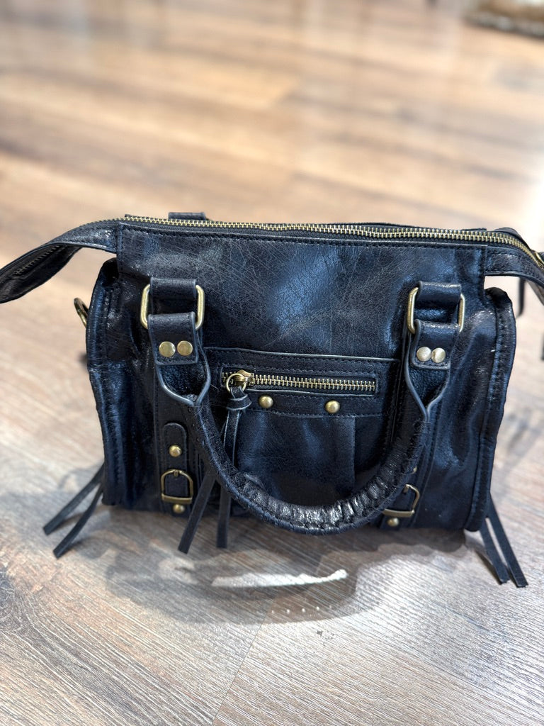 Borsa in ecopelle con rivetti versione media