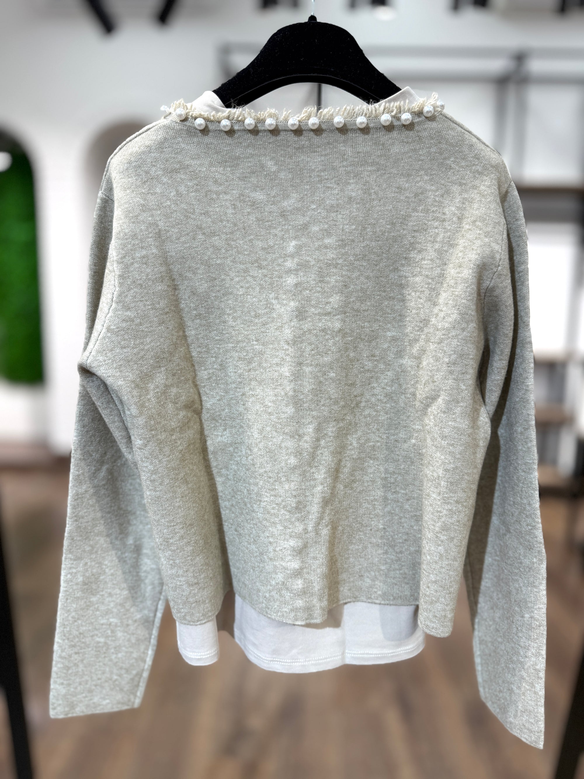 Maglia aperta con perle