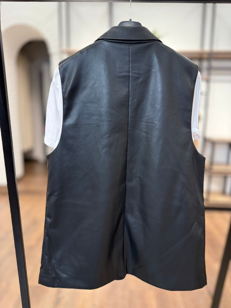 Gilet lungo in ecopelle