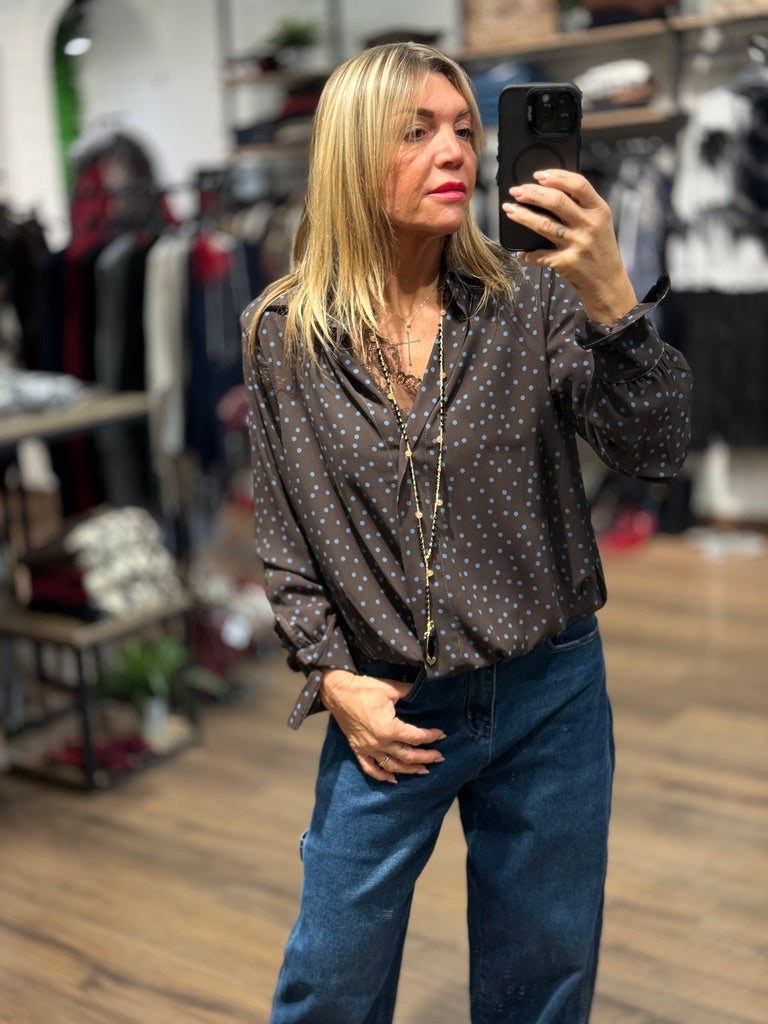 Camicia a pois senza bottoni