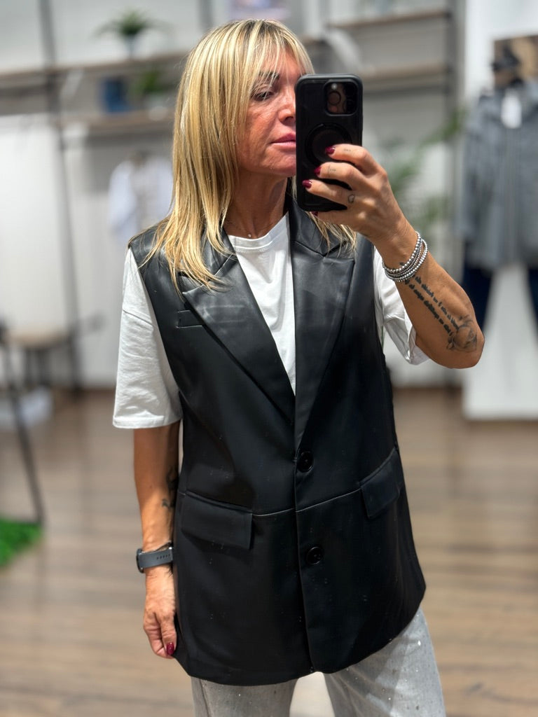 Gilet lungo in ecopelle