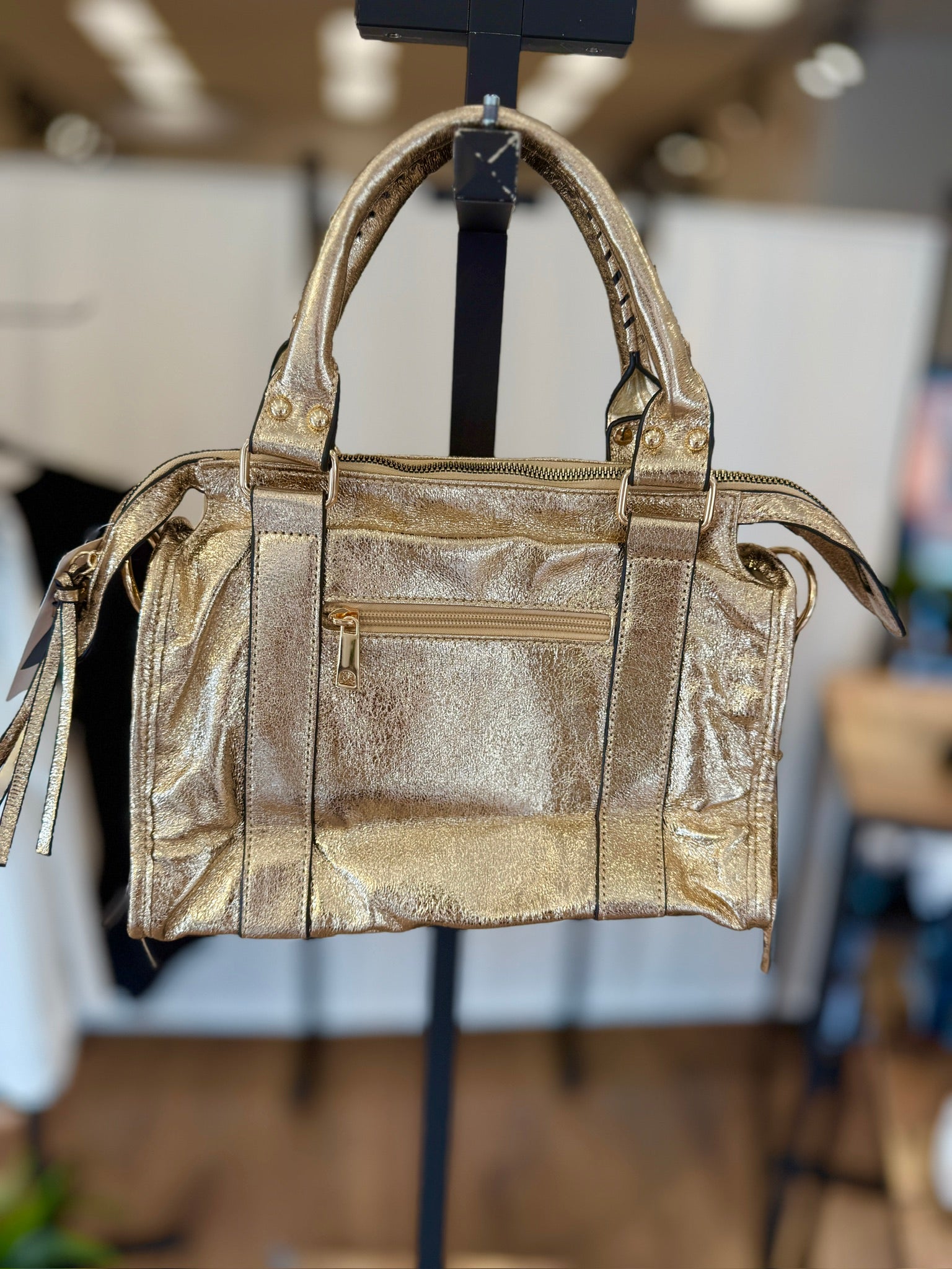 Bauletto in ecopelle con tasche esterne