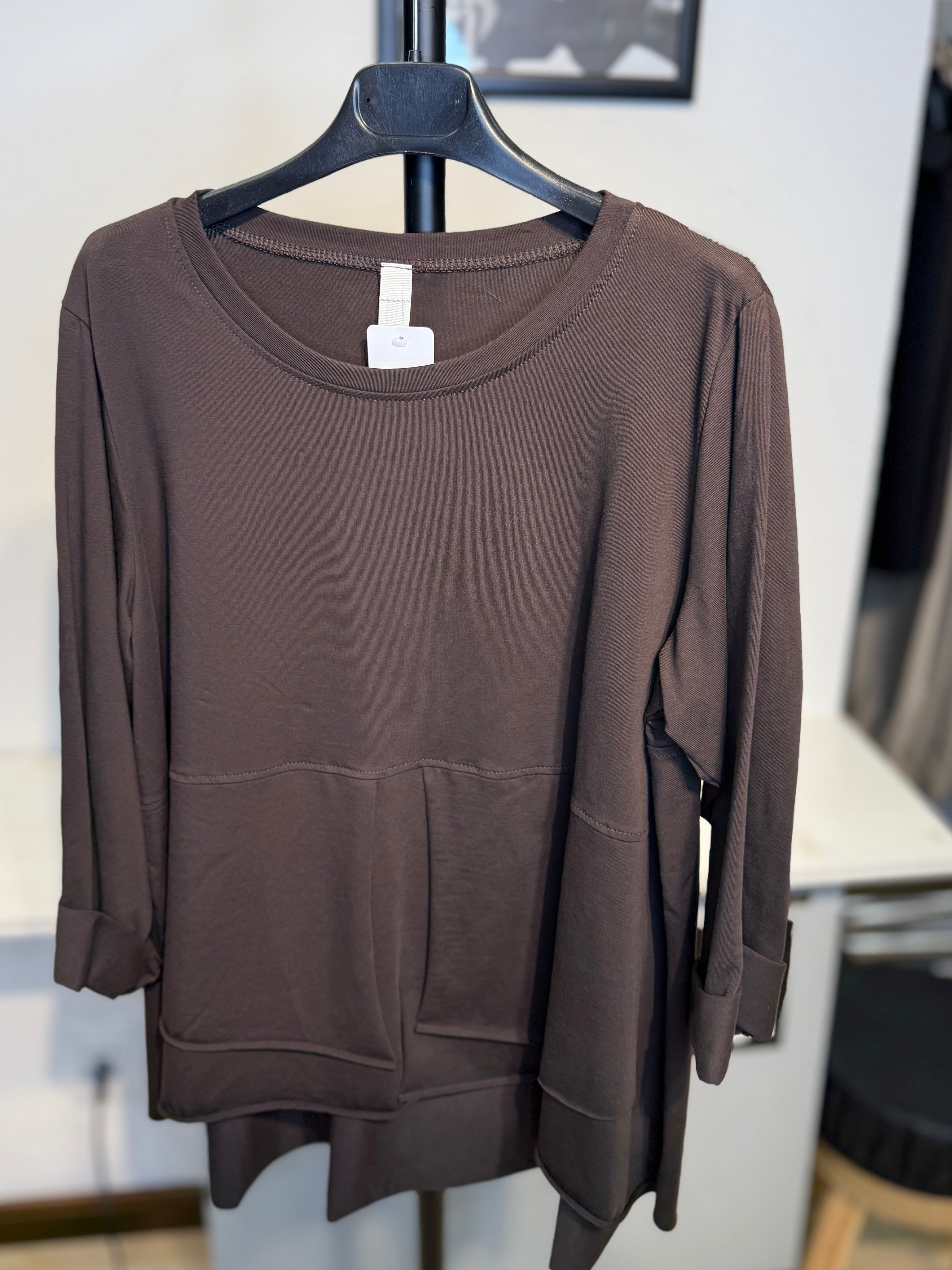T-shirt manica lunga con spacco