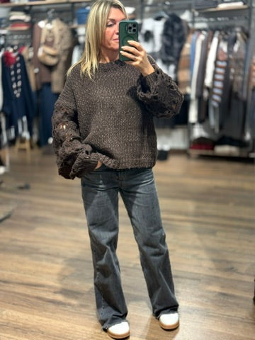 Maglia con maniche ricamate tipo ucinetto