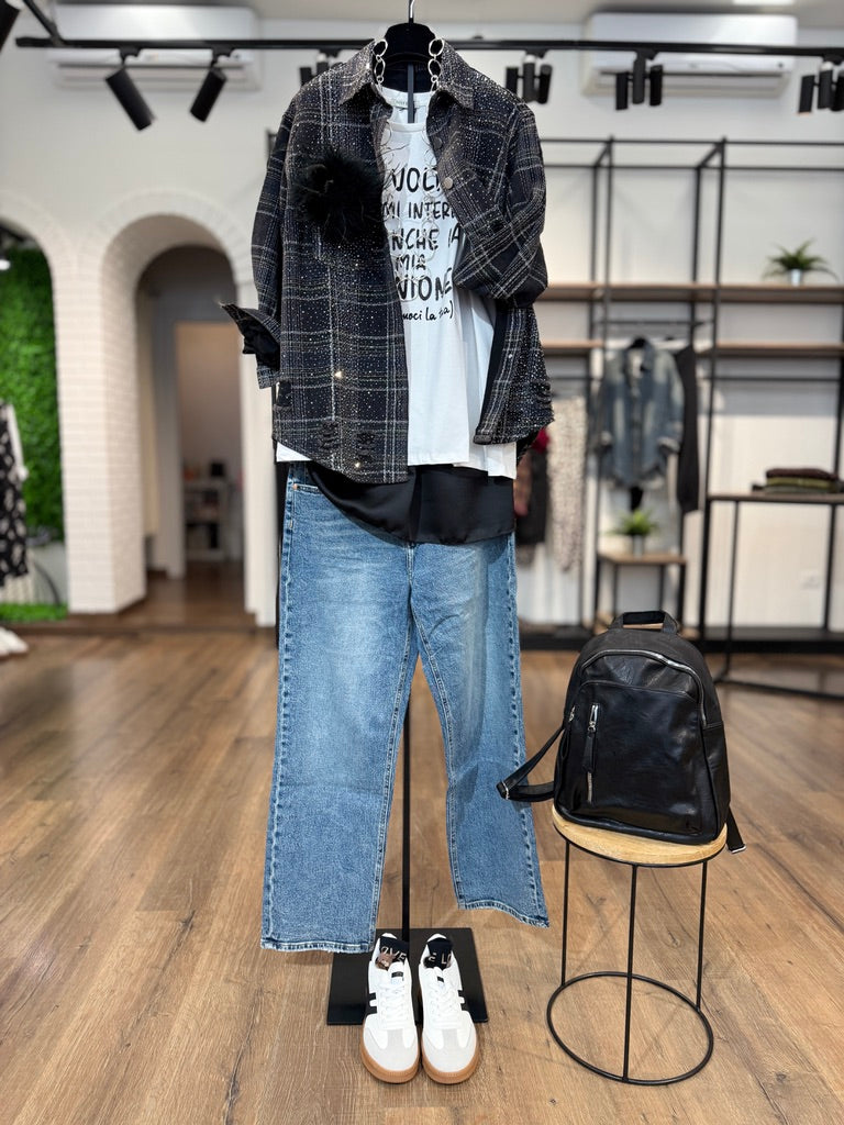 T-shirt con scritta " A volte non mi interessa..."