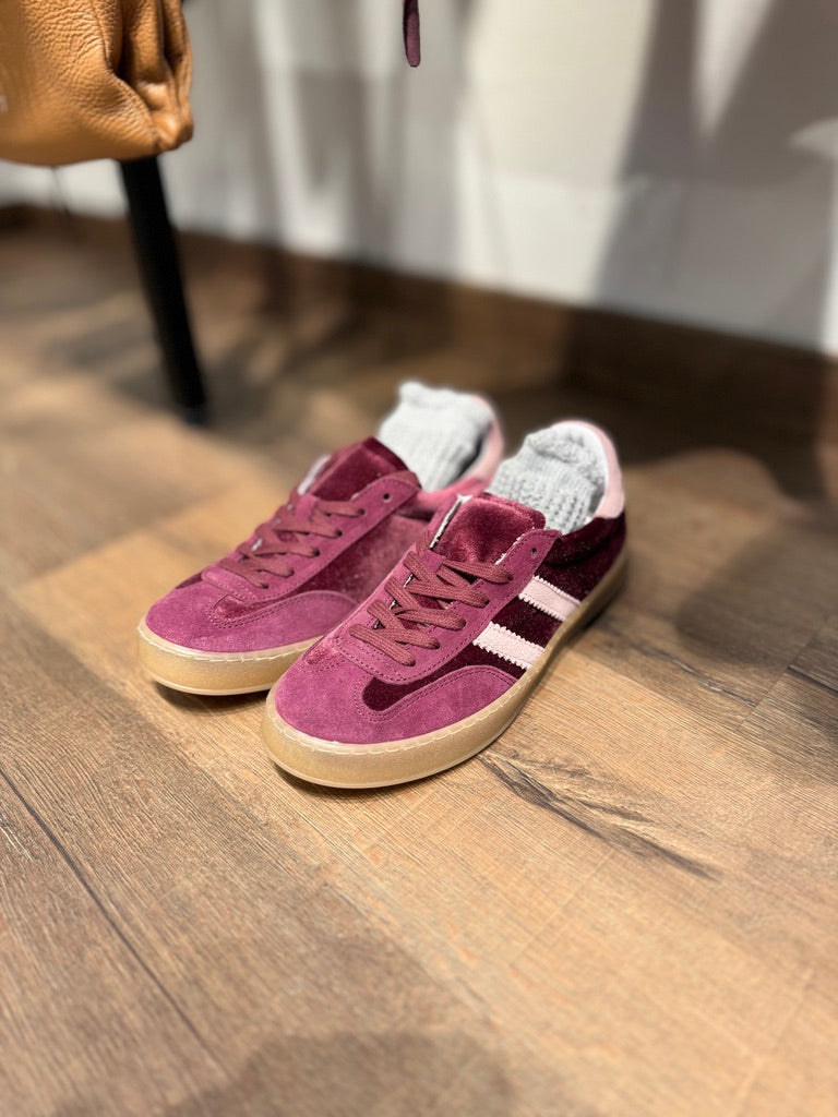 Sneakers in tessuto con inserti in pelle