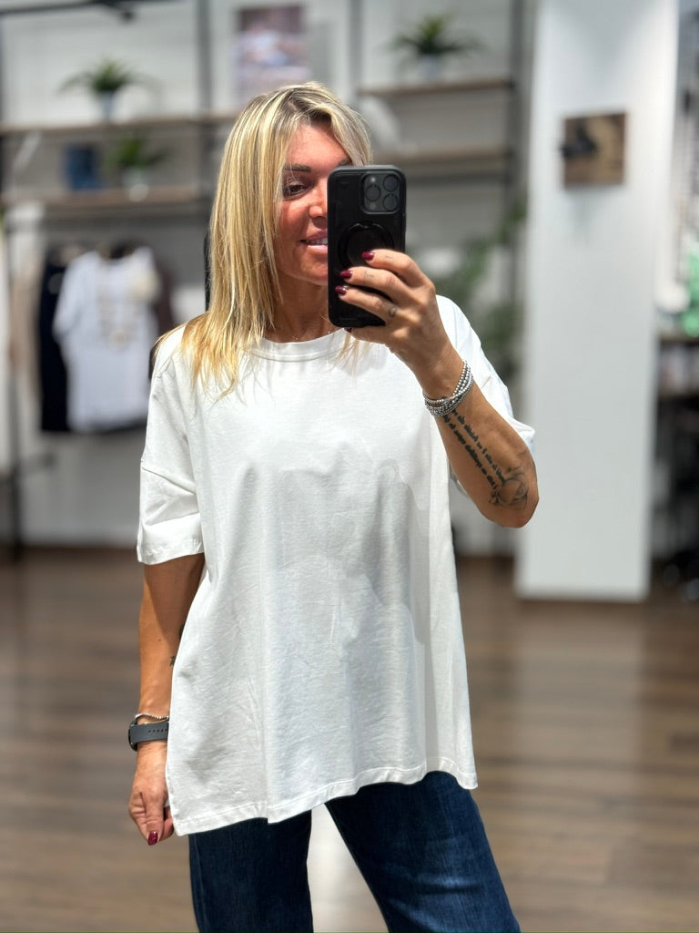 T-shirt manica corta con bottoni dietro