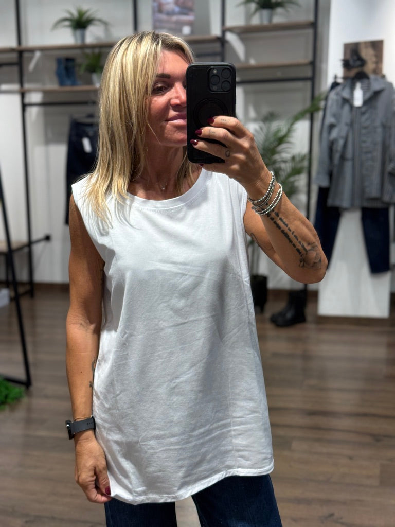 tshirt a canotta spalla larga