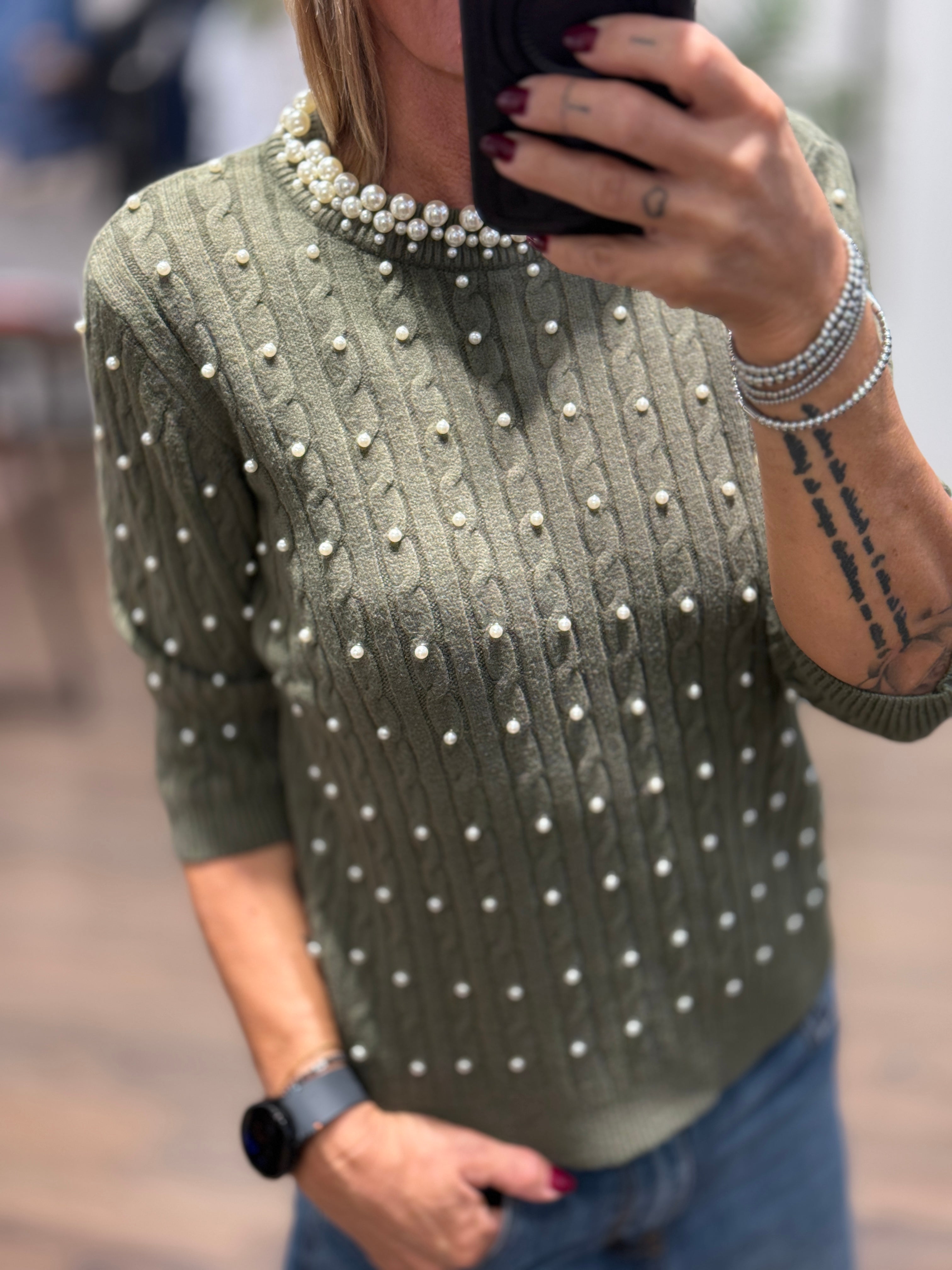 Maglia girocollo con perle