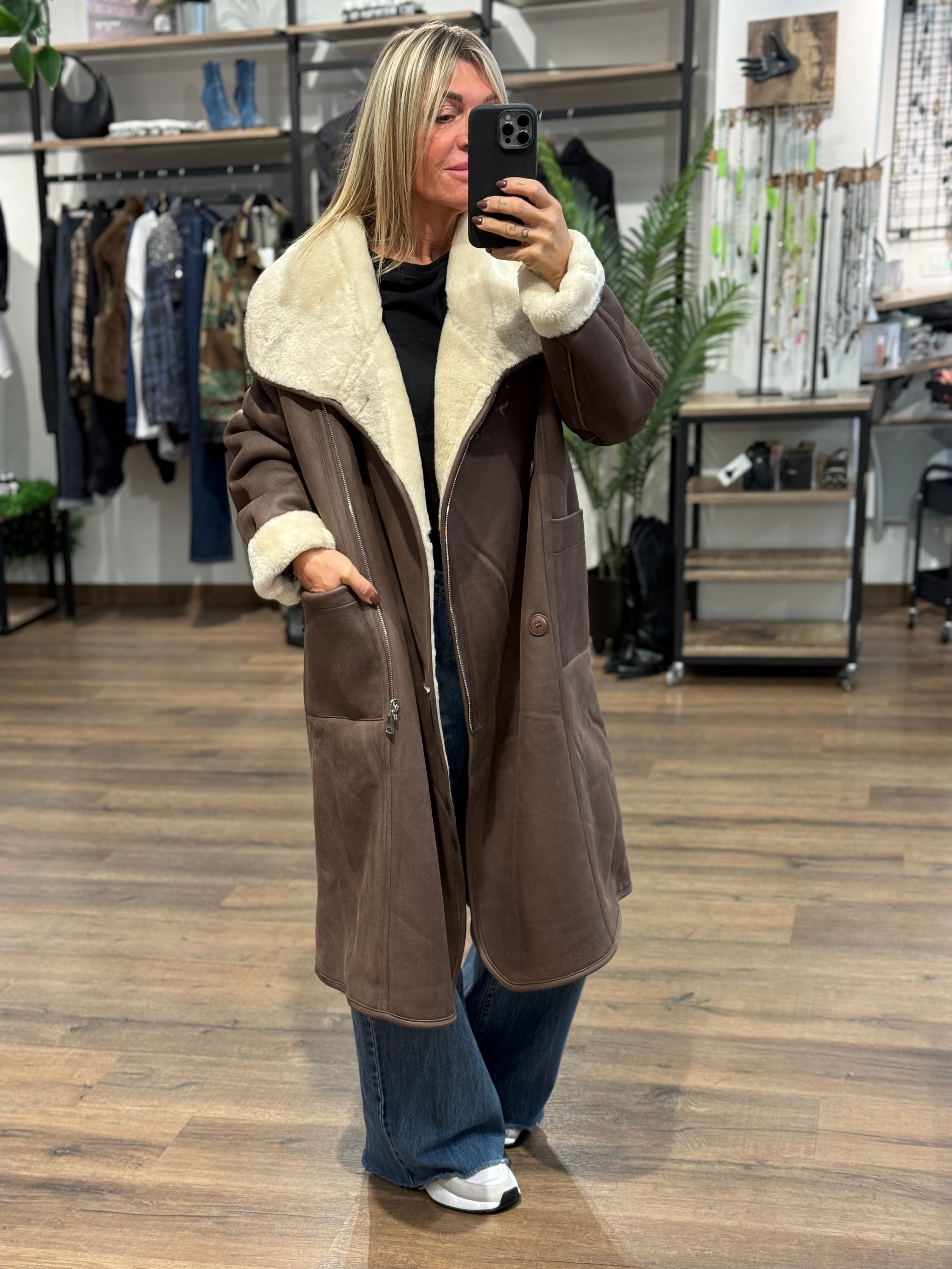 Cappotto montone con zip reversibile