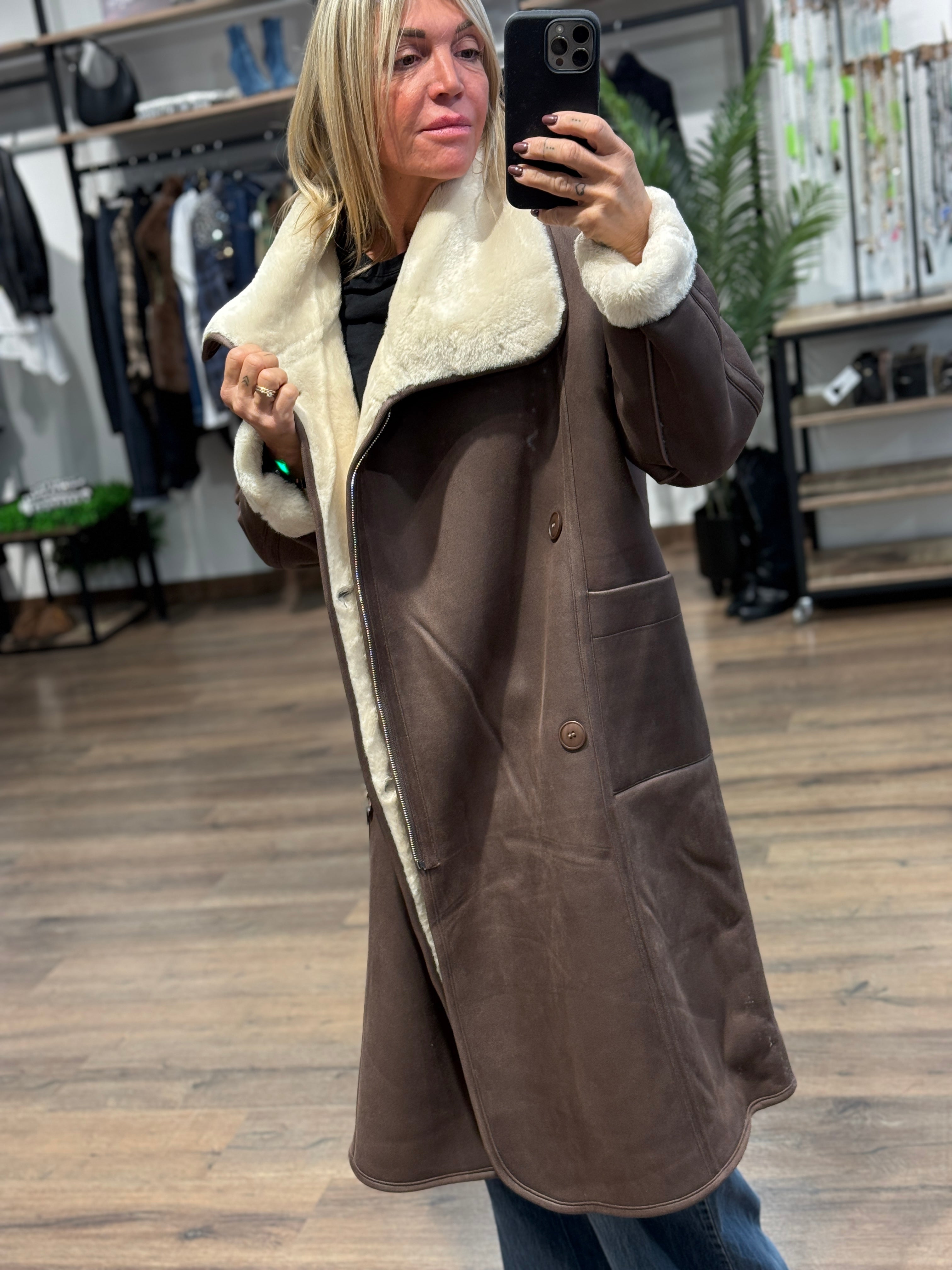 Cappotto montone con zip reversibile