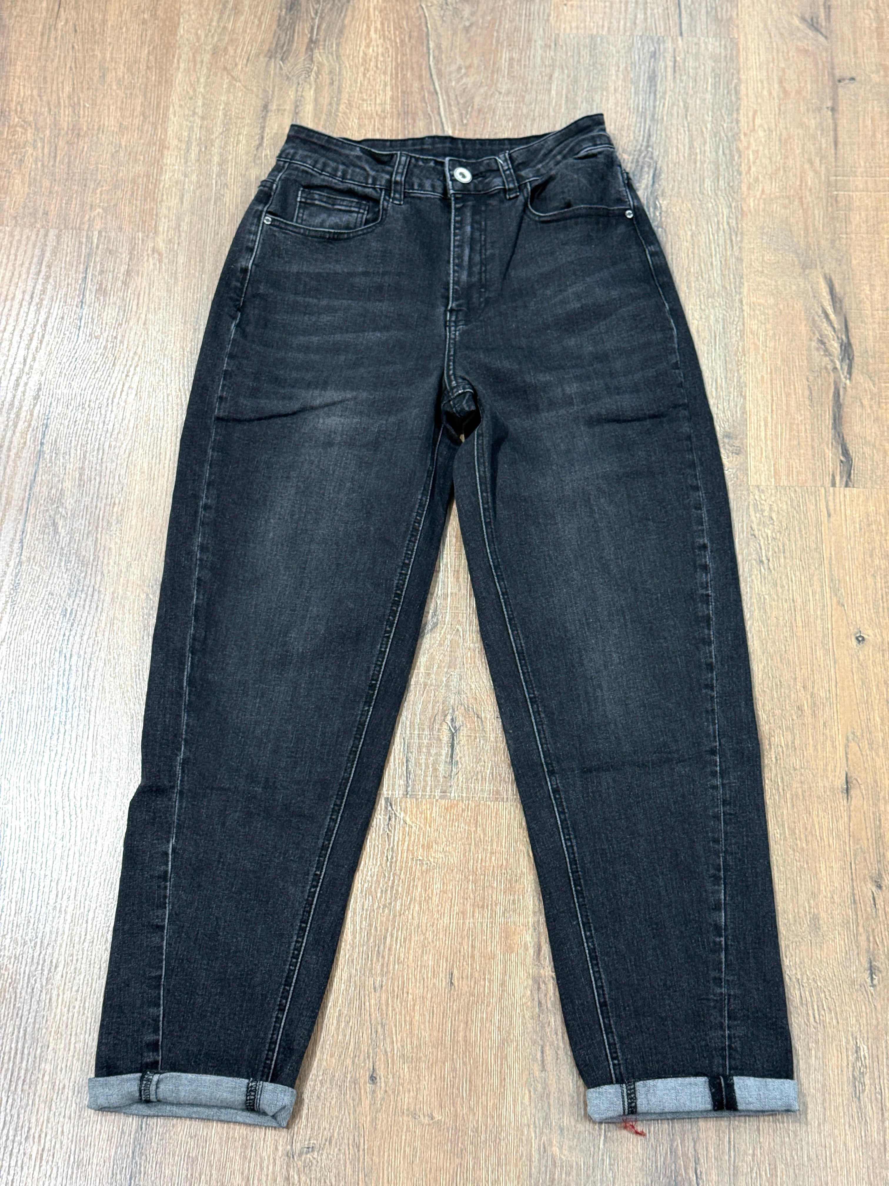 Jeans con cucitura sulle gambe