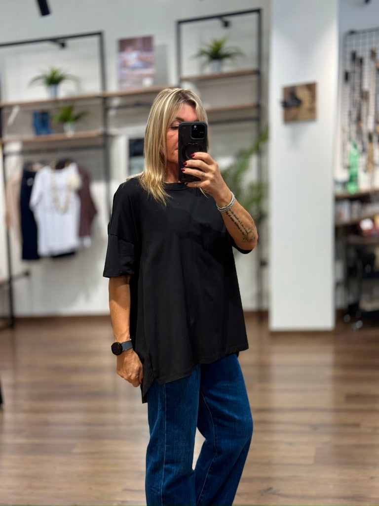 T-shirt manica corta con bottoni dietro