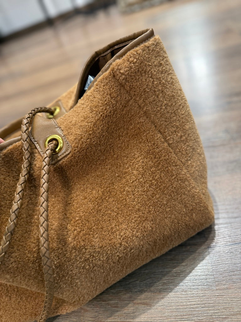 Maxi borsa in tessuto effetto pelliccia