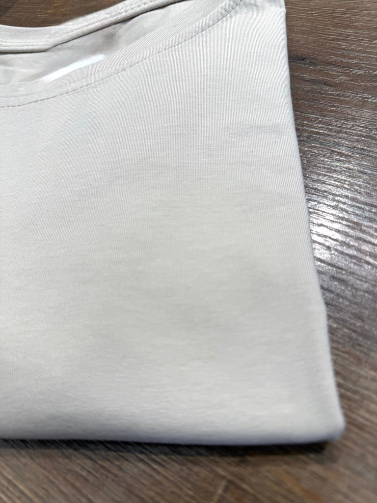 T-shirt lunga dal taglio comodo