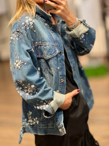 Giacca in denim con paillettes applicate