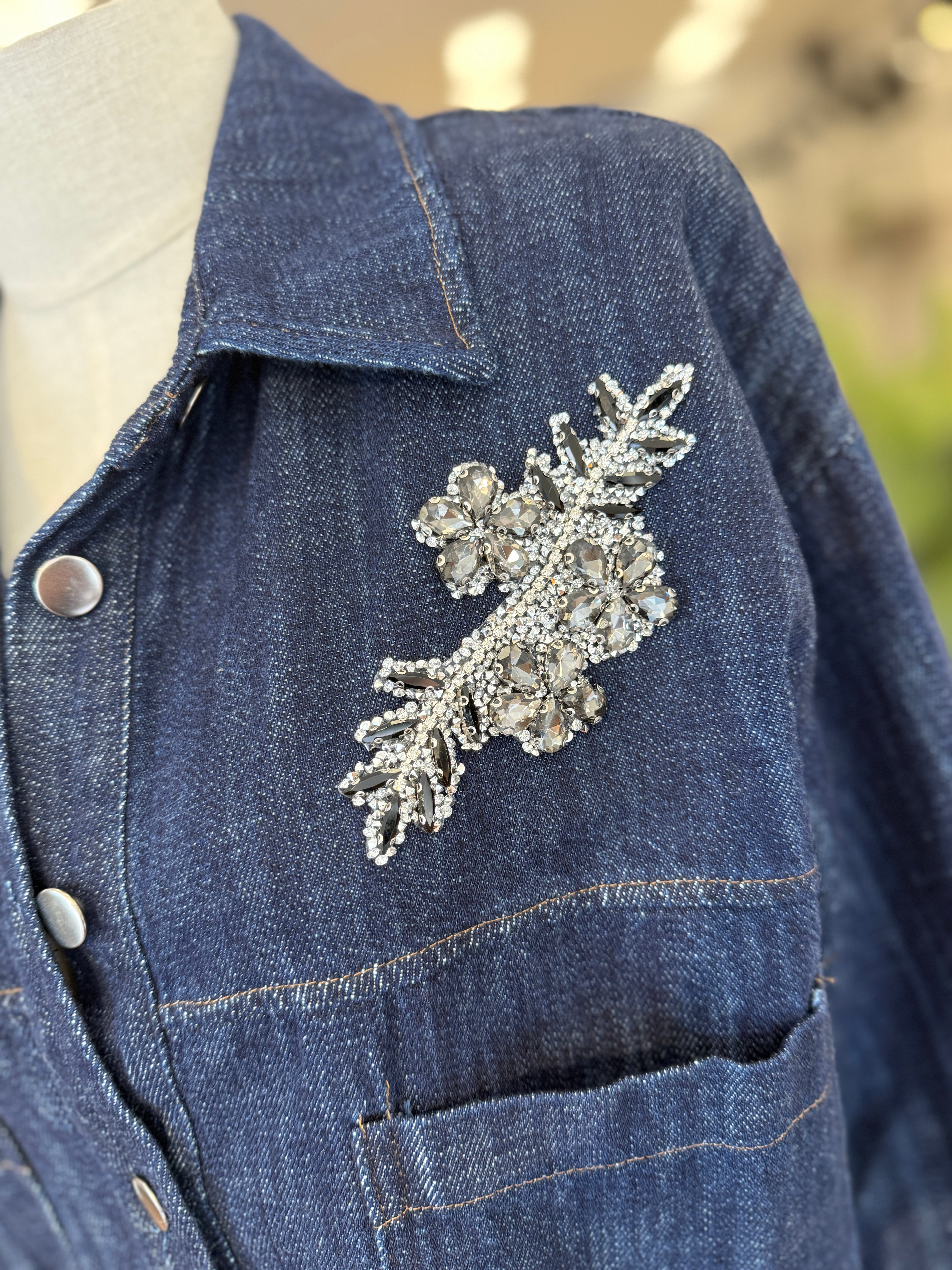 Giacca in Jeans con ricamo