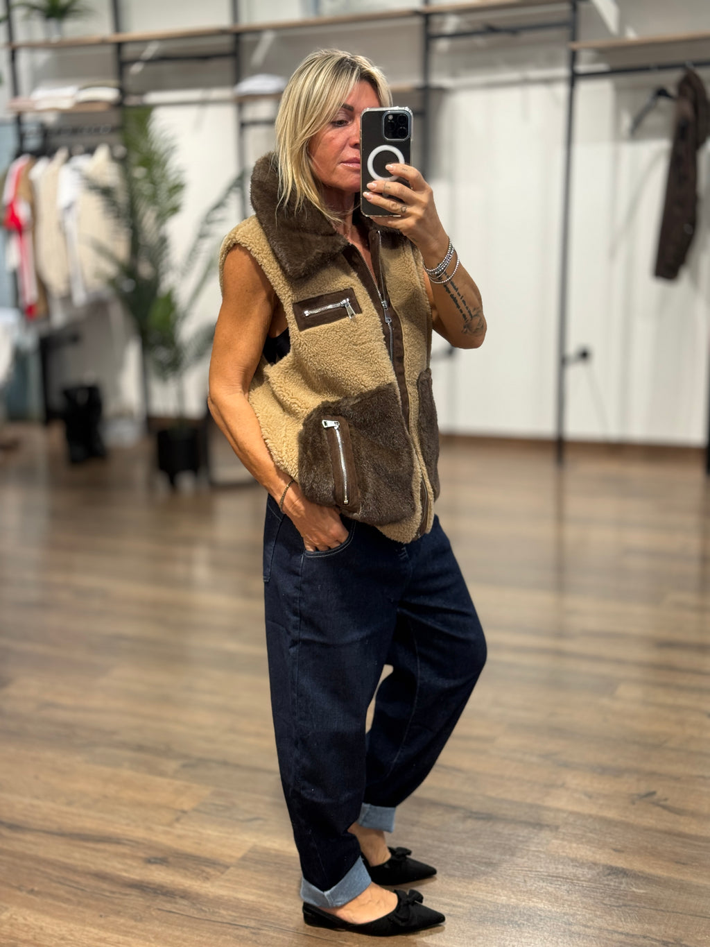 Gilet teddy con inserti in ecopelliccia