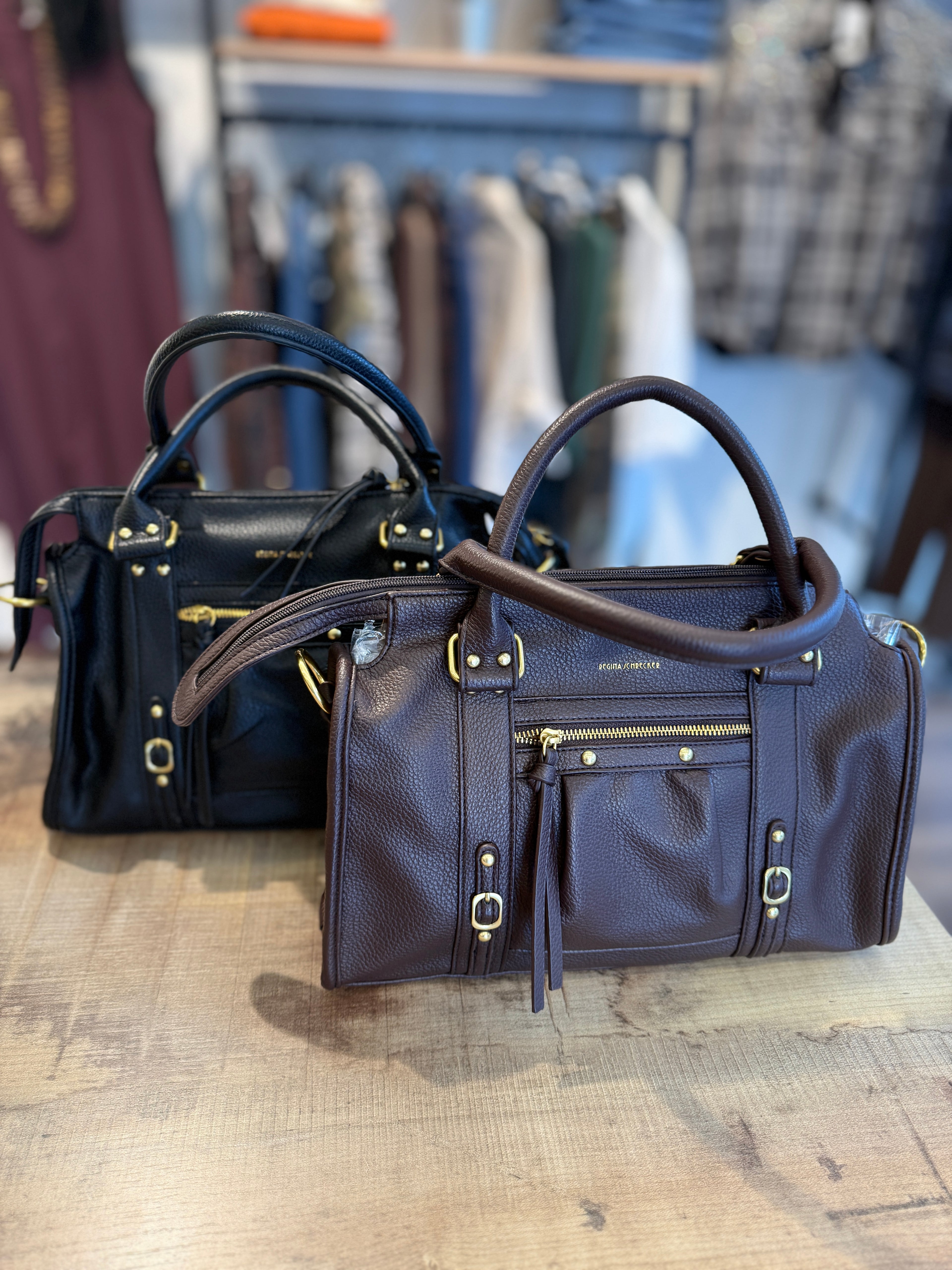 Borsa con tracolla in ecopelle